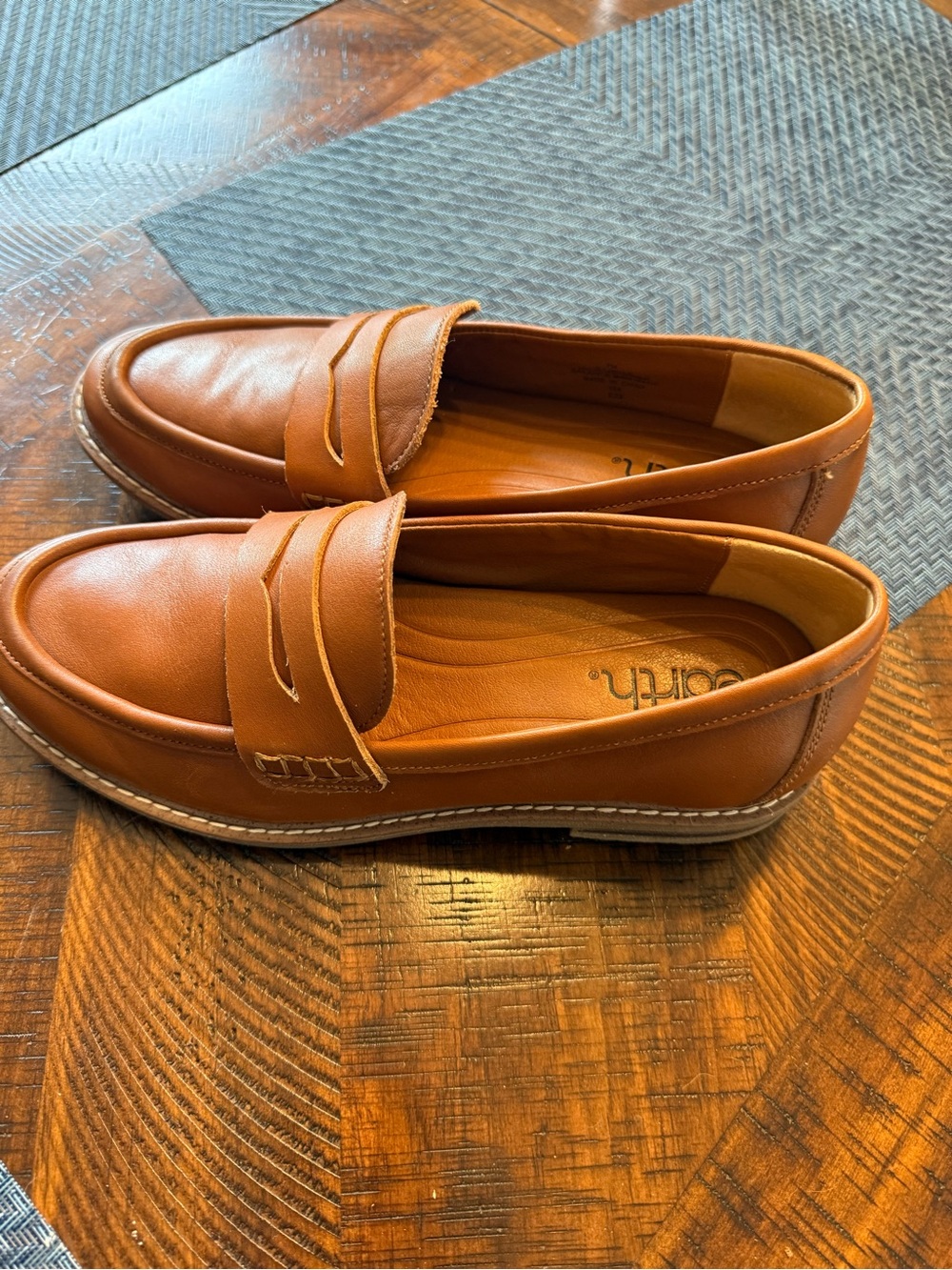 Earth Women's Tan Leather Penny Loafers